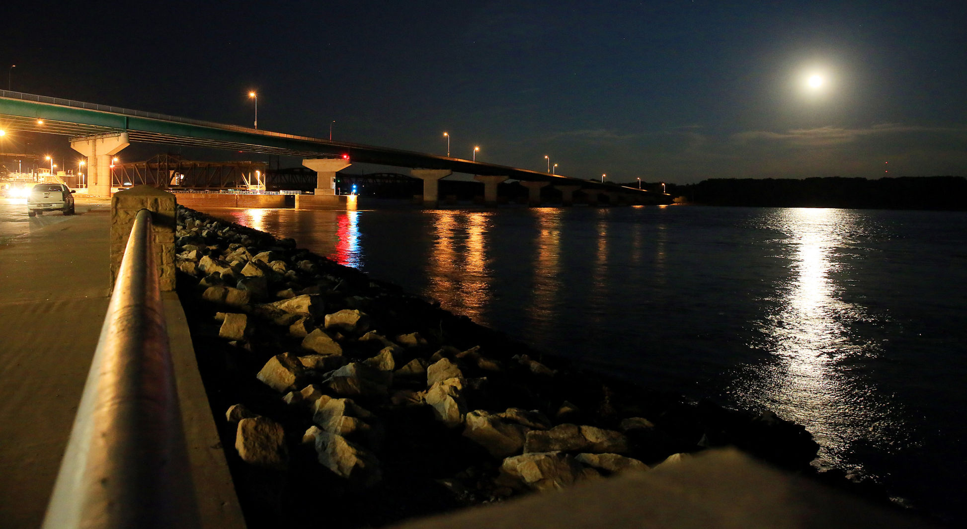 THE GREAT RIVER-0964